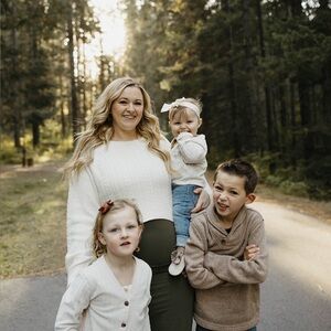 Meet your Posher, Danielle